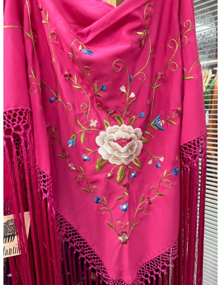PICO DE FERIA FUCSIA BORDADO EN TONOS SUAVES. 1,20 X 0,60 CM.