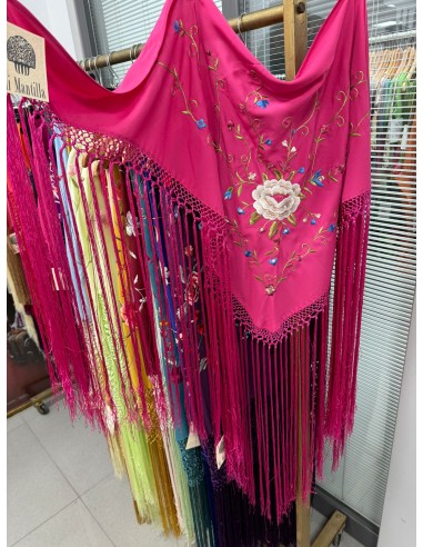 PICO DE FERIA FUCSIA BORDADO EN TONOS SUAVES. 1,20 X 0,60 CM.