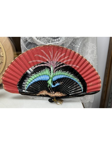 ABANICO PINTADO A MANO PAVO REAL DE MADERA DE PERAL ALTA CALIDAD  23 CM