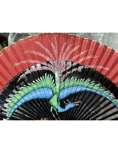 ABANICO PINTADO A MANO PAVO REAL DE MADERA DE PERAL ALTA CALIDAD  23 CM