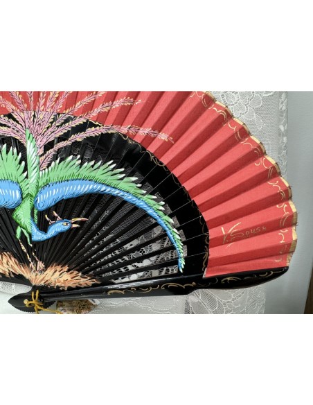 ABANICO PINTADO A MANO PAVO REAL DE MADERA DE PERAL ALTA CALIDAD  23 CM