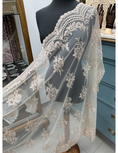 MANTILLA CHANTILLY  COLOR TÉ  REF. 61333