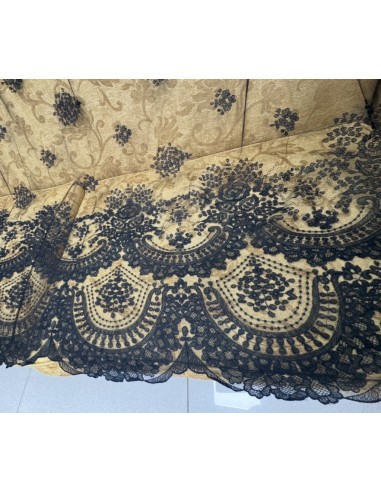 MANTILLA NEGRA DOBLE PUNTA REF 2026 GR-N